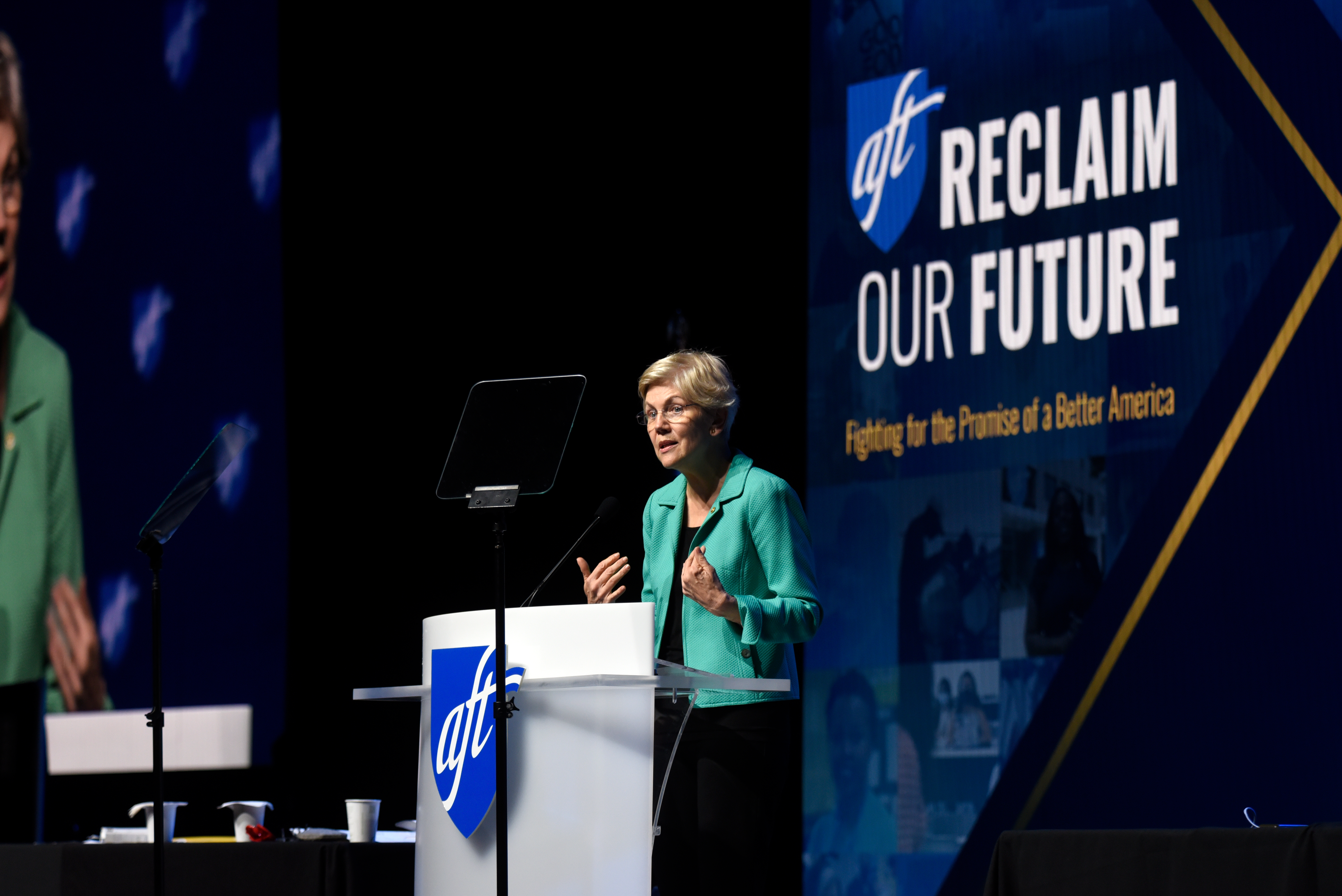 Sennator Warren Elizabeth at AFT Convention